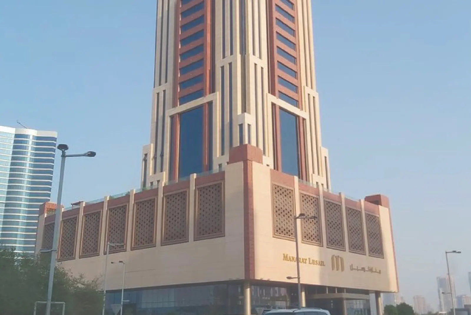 MANARAT TOWER